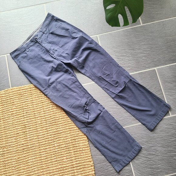 Eddie Bauer Navy Blue Hiking Pants Men's Size 32x30 - Picture 4 of 7